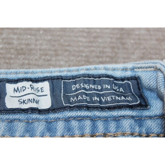 Miss Me Women’s Light  Blue Denim Signature Mid Rise Skinny Jeans Size 28 - Picture 4 of 16